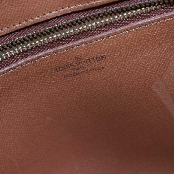 Authentic Louis Vuitton Clutch Marly Dragonne GM - Picture 6 of 8